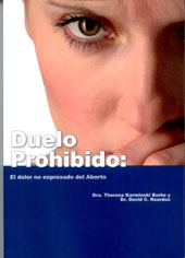 "Duelo Prohibido es un repaso fiel e impactante de las experiencias de la Dra. Theresa Burke, terapeuta de cientos de mujeres con secuelas emocionales provocadas por abortos. La Dra.Burke expone los obstaculos en el camino hacia la recuperacion tras el aborto, repasa los distintos y profundos problemas de adaptacion del posaborto e ilustra como podemos crear una sociedad mas comprensiva y saludable en la que las mujeres no tengan que ocultar mas su dolor."